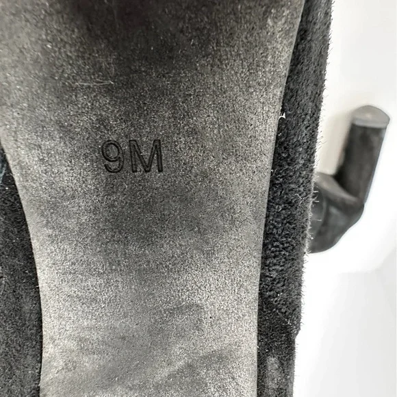 Wishbone β Sleek Black Ankle Booties with Modern Design size 9 - Picture 8 of 8